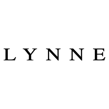 Lynne - πελάτης digital signage PlayInStore