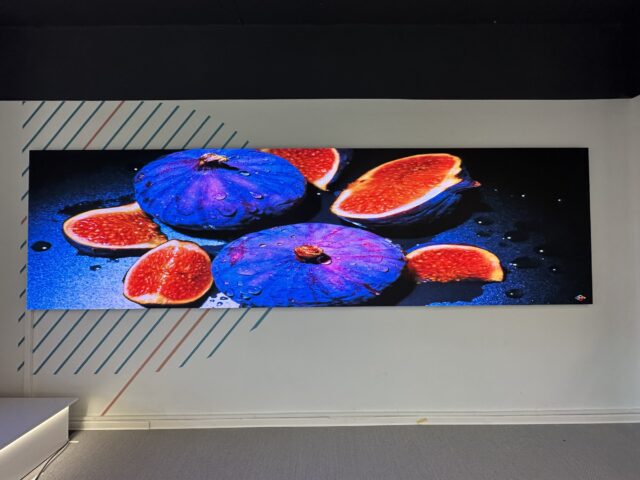 Εγκατάσταση digital signage -Kotsovolos meeting room Agia Paraskevi p1.86 900nits