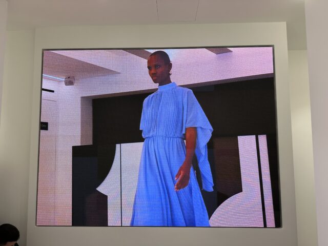 Εγκατάσταση digital signage -Lynne Stadiou p2.5 900nits