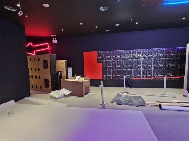 Village Cinemas The Mall p1,86 GOB