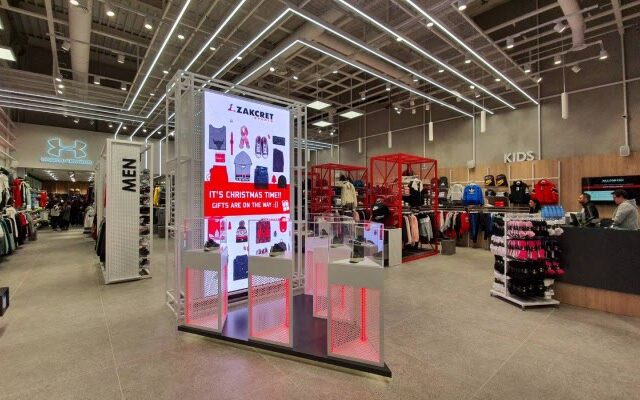 Zakcret Golden Hall LED Screen
